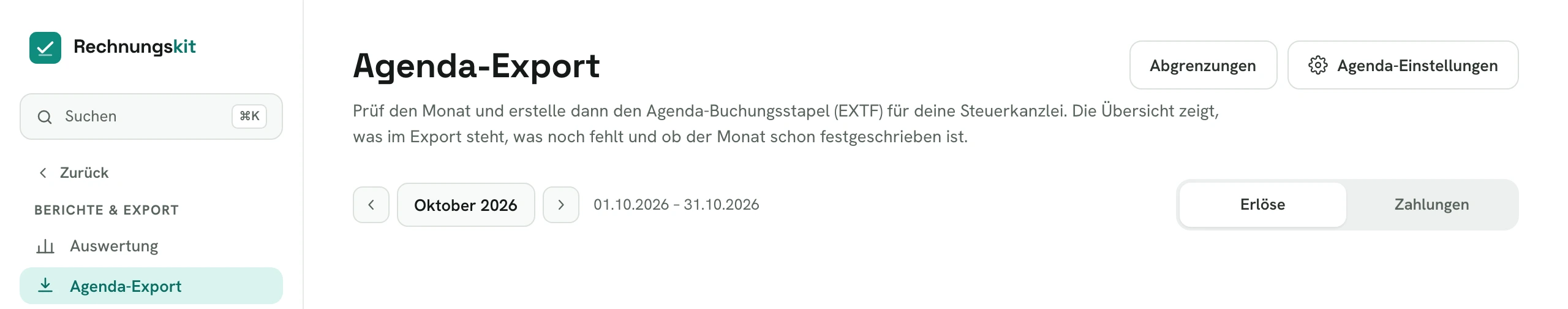 Rechnungskit mit Agenda als Software der Steuerkanzlei: im Menü unter Berichte & Export der Eintrag Agenda-Export, die Seite heißt Agenda-Export mit dem Text „Prüf den Monat und erstelle dann den Agenda-Buchungsstapel (EXTF) für deine Steuerkanzlei“, oben rechts die Schaltfläche Agenda-Einstellungen, darunter Monatswahl Oktober 2026 und die Umschaltung Erlöse und Zahlungen